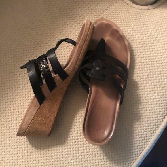 Ugg cork wedges - Picture 2 of 8